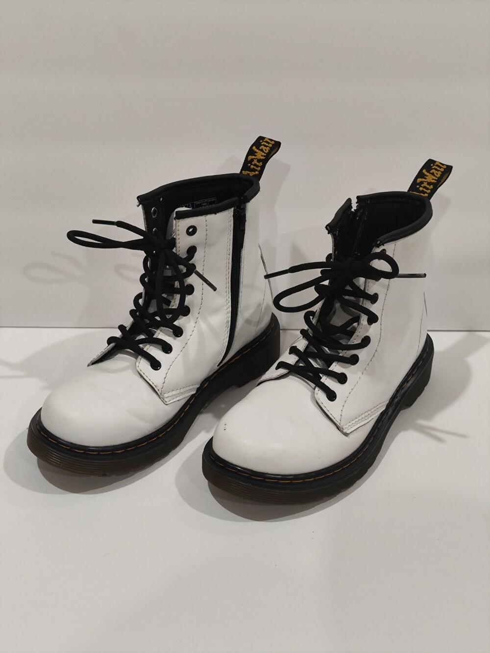 Doc Martens 1460 J White Boots Kid's Size 1 (US) Shoes Air Wair